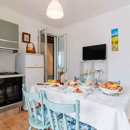 Apartment La Dolce By Just Srl *